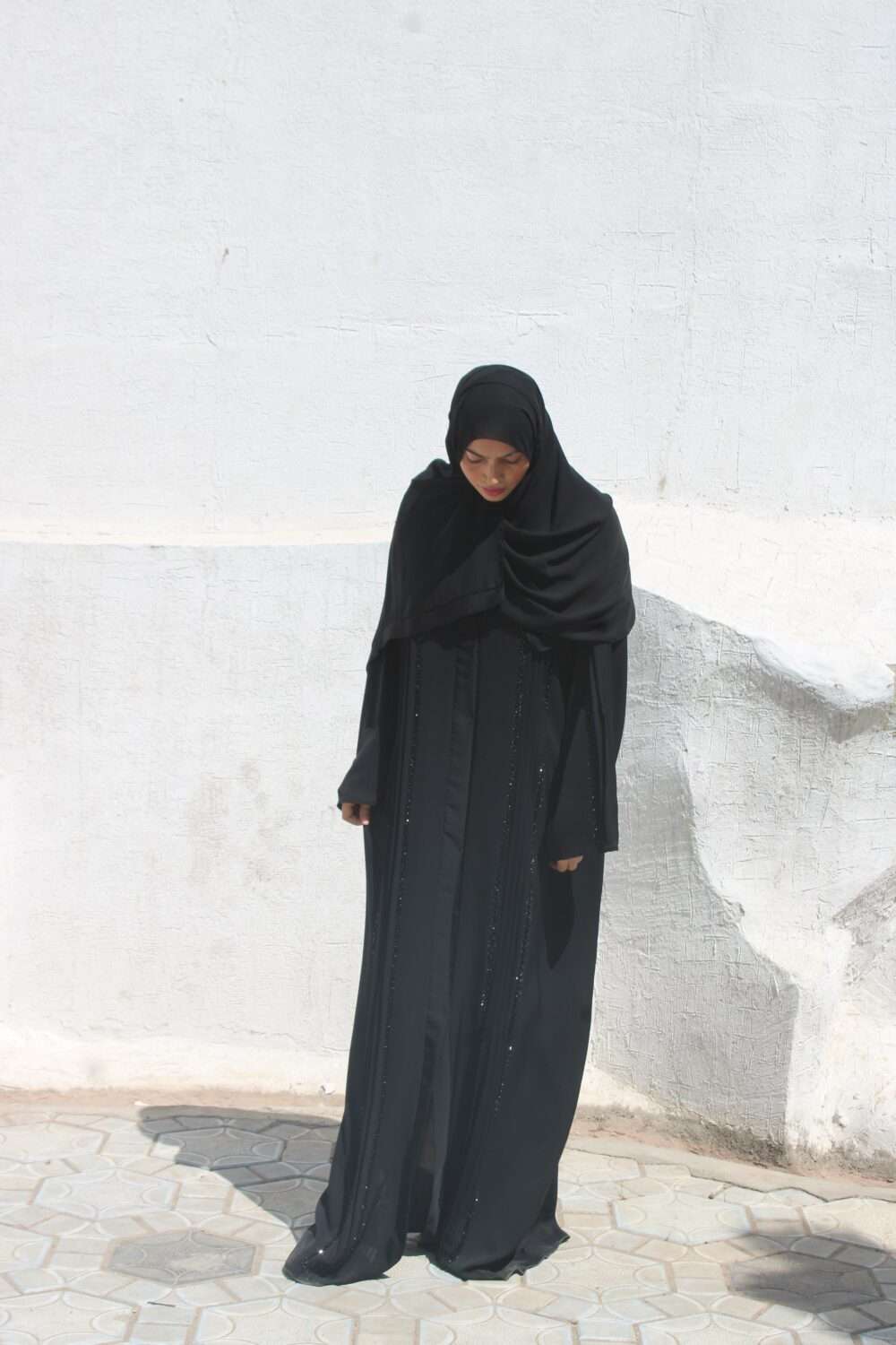 Black Abaya with Kardana Work - Image 5