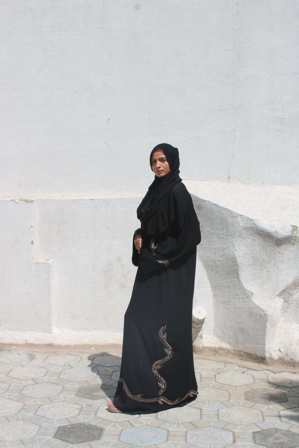 Black Abaya with Shining Lace Work - Image 2