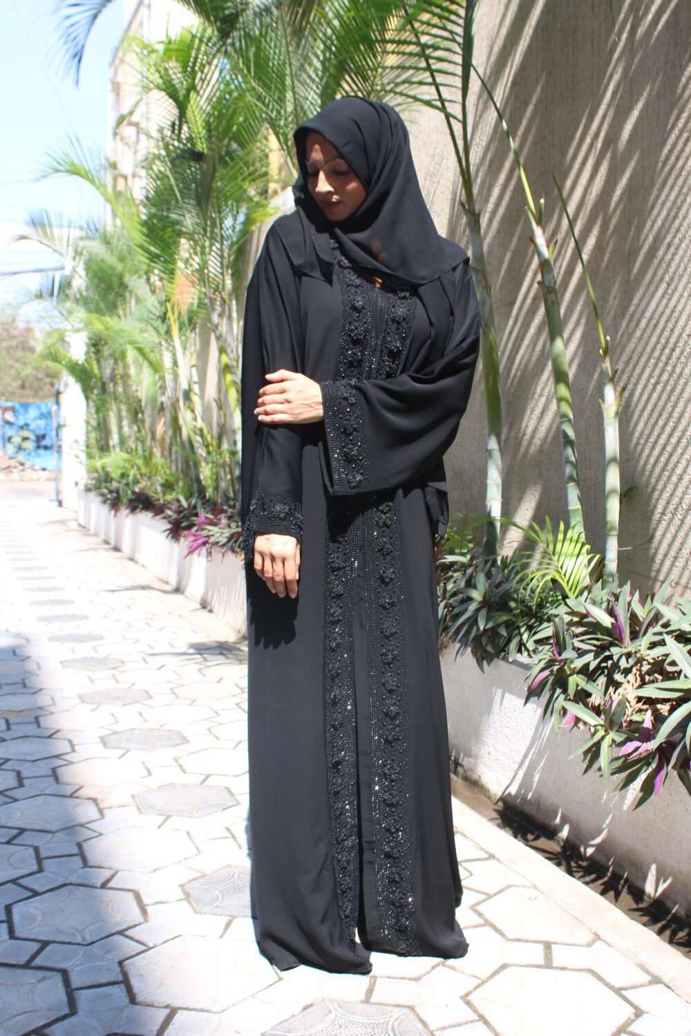 Black Abaya with Kardana Work - Image 2