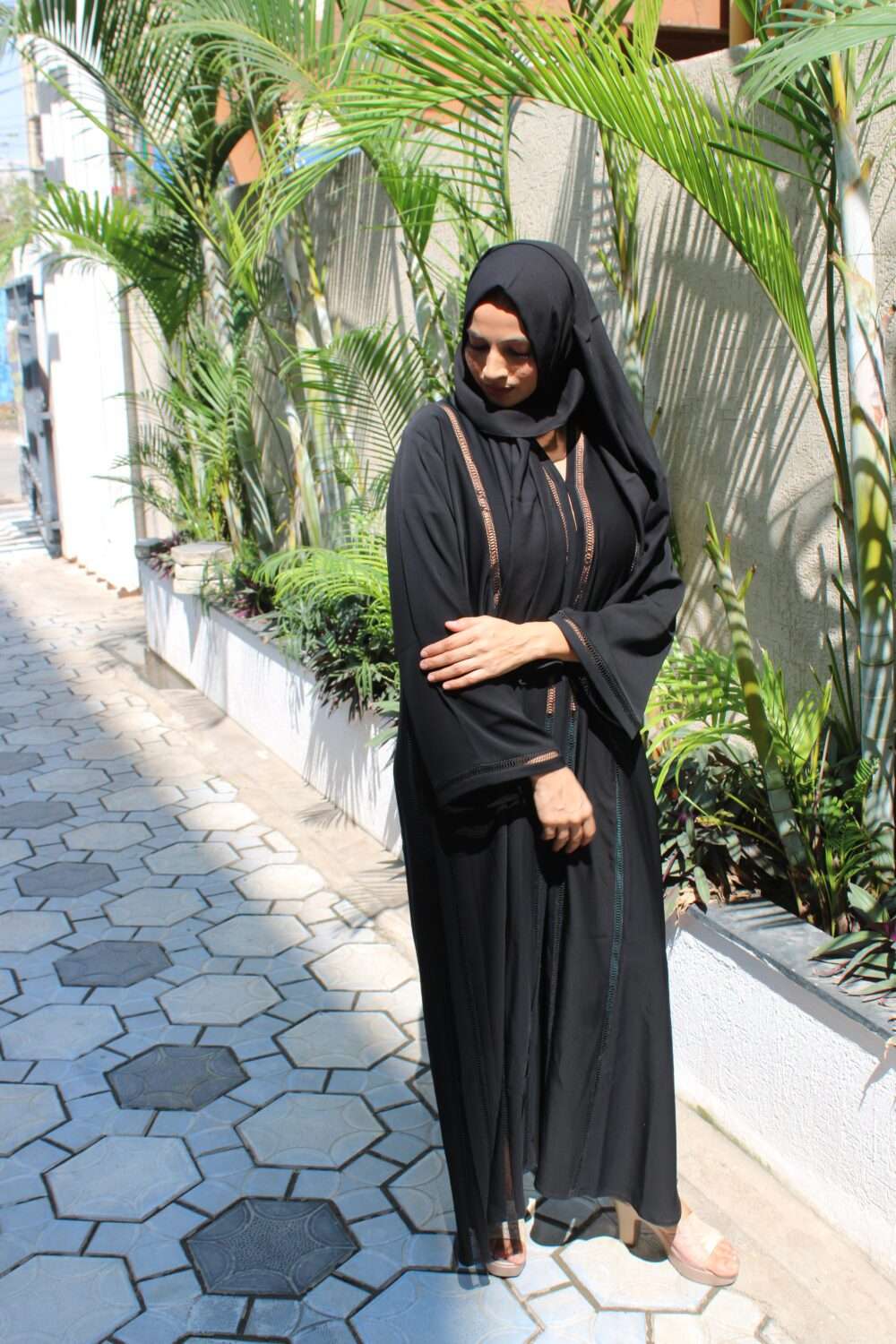 Black Abaya with Lace Work - Image 5