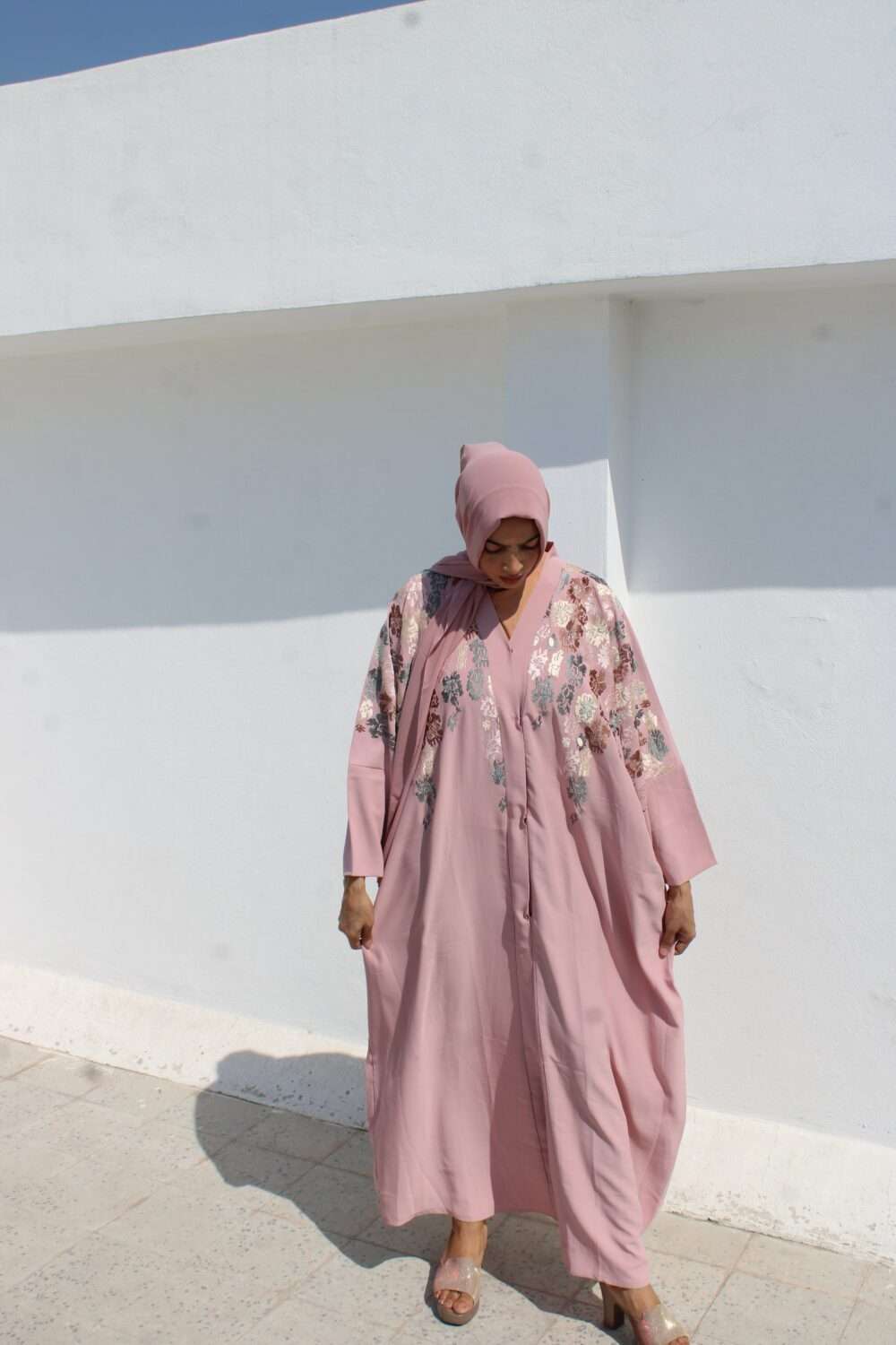 Pink Kaftan Abaya with Embroidery - Image 10