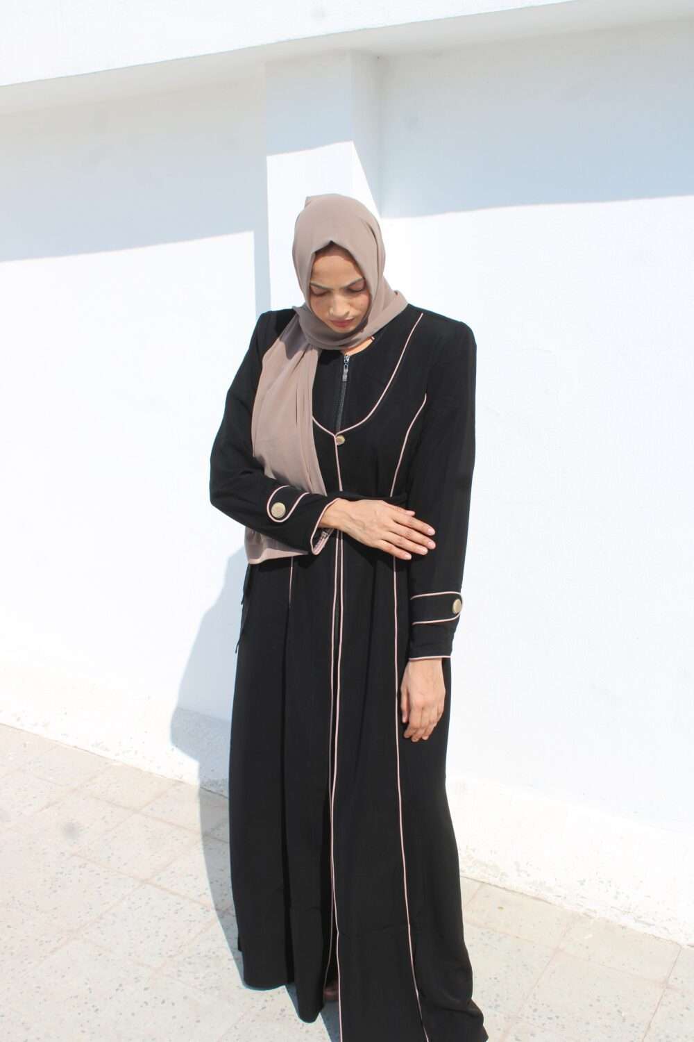 Kissa Black Irani Long Coat - Image 9