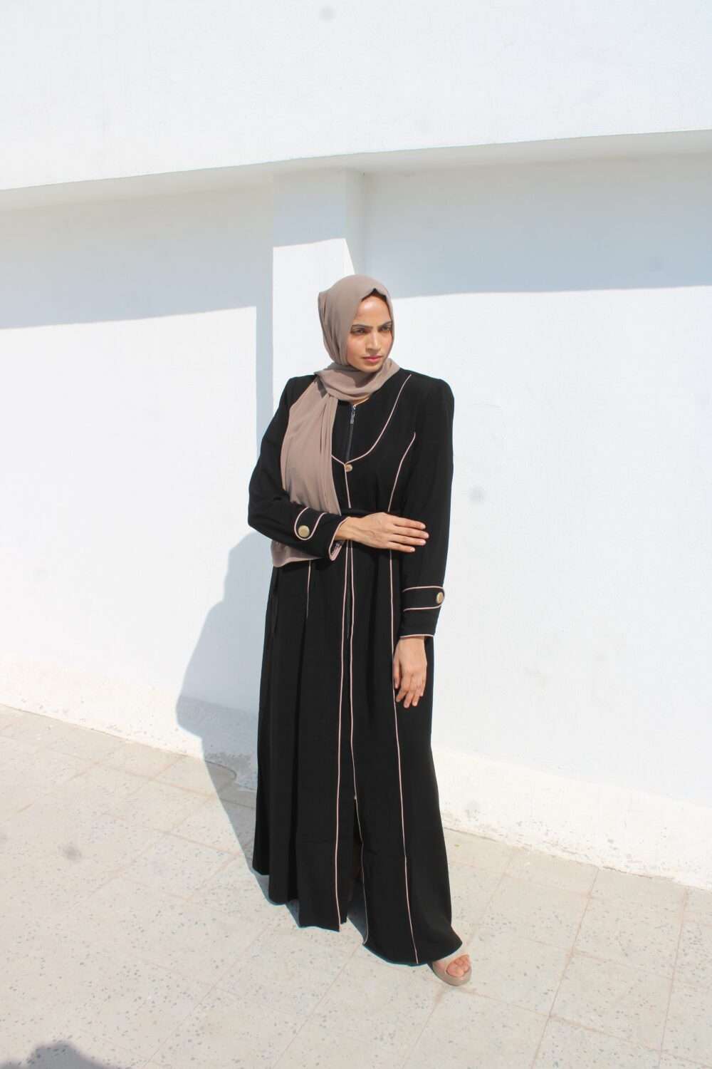 Kissa Black Irani Long Coat - Image 8