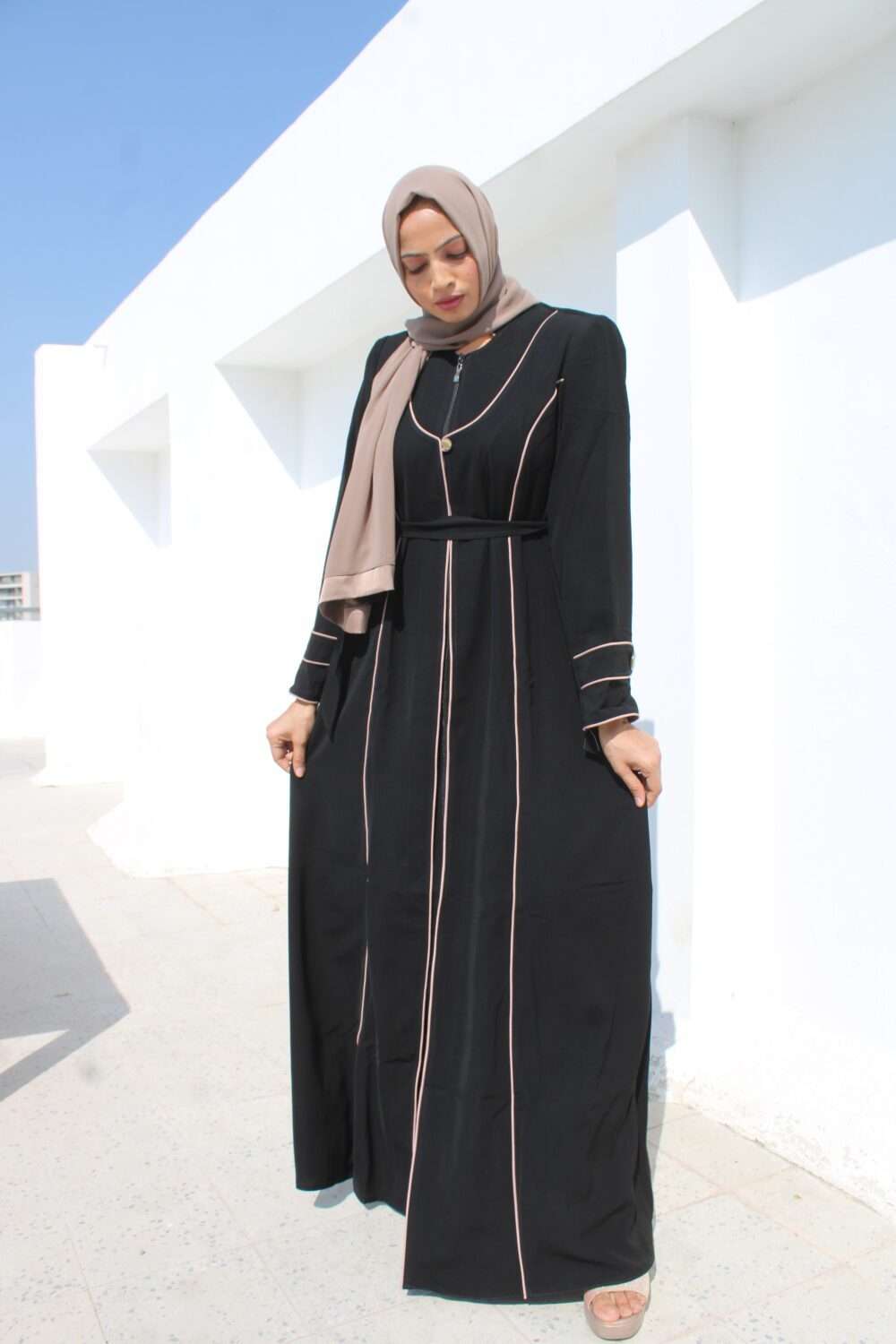 Kissa Black Irani Long Coat - Image 5