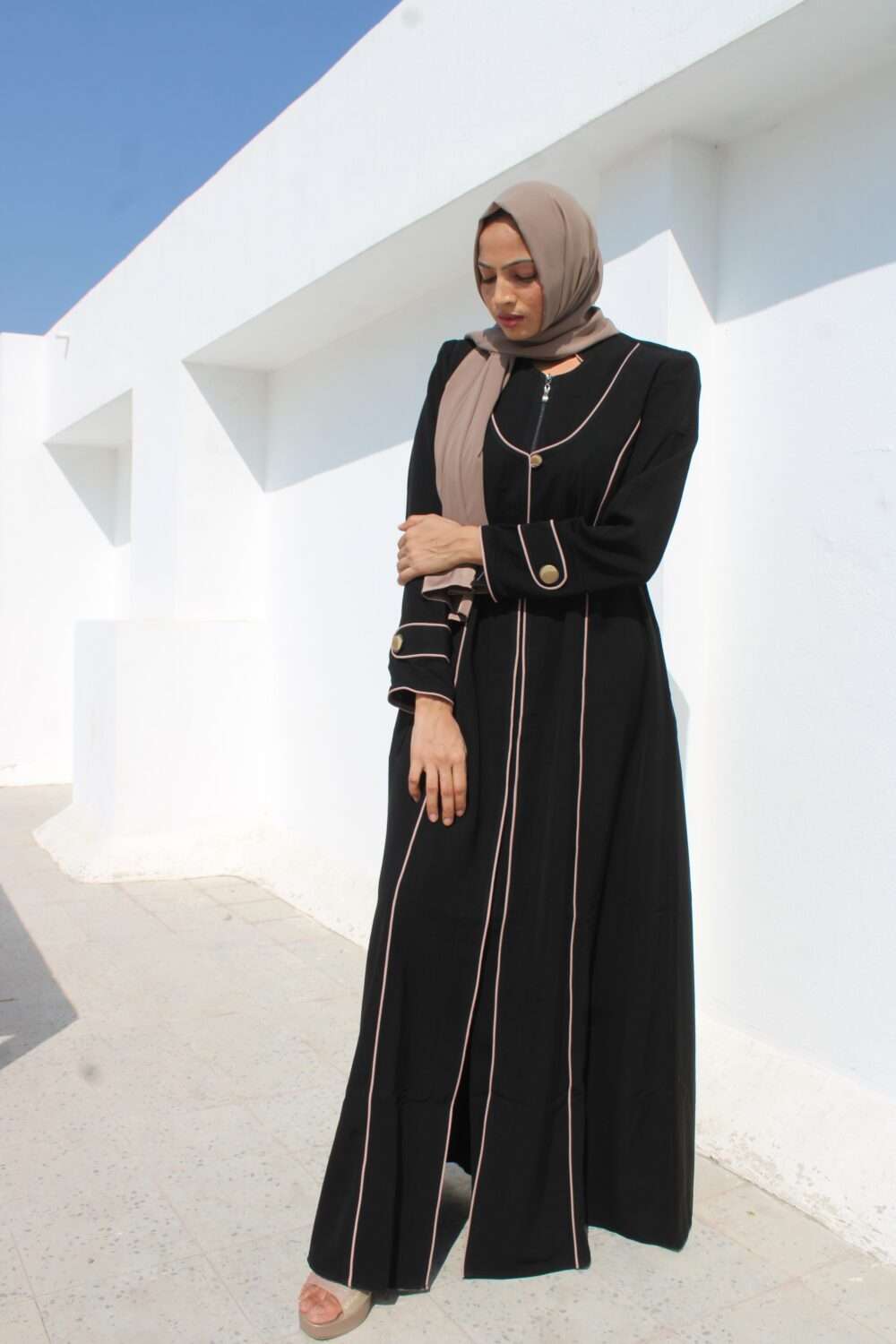 Kissa Black Irani Long Coat - Image 2