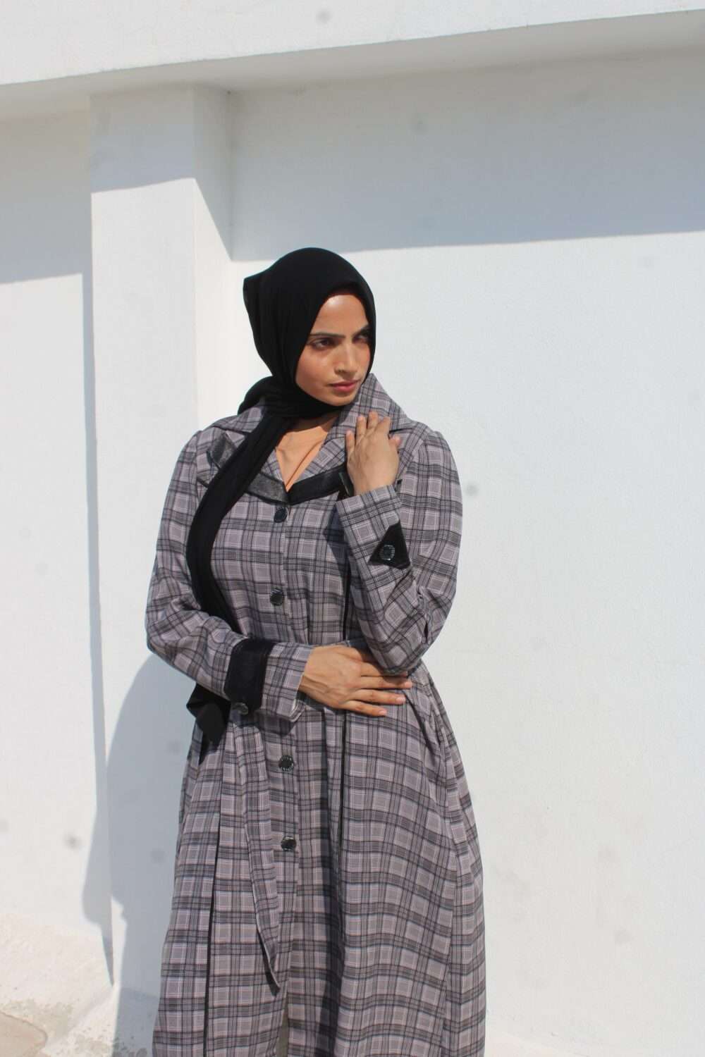 Kissa Irani Coat Checks - Image 5