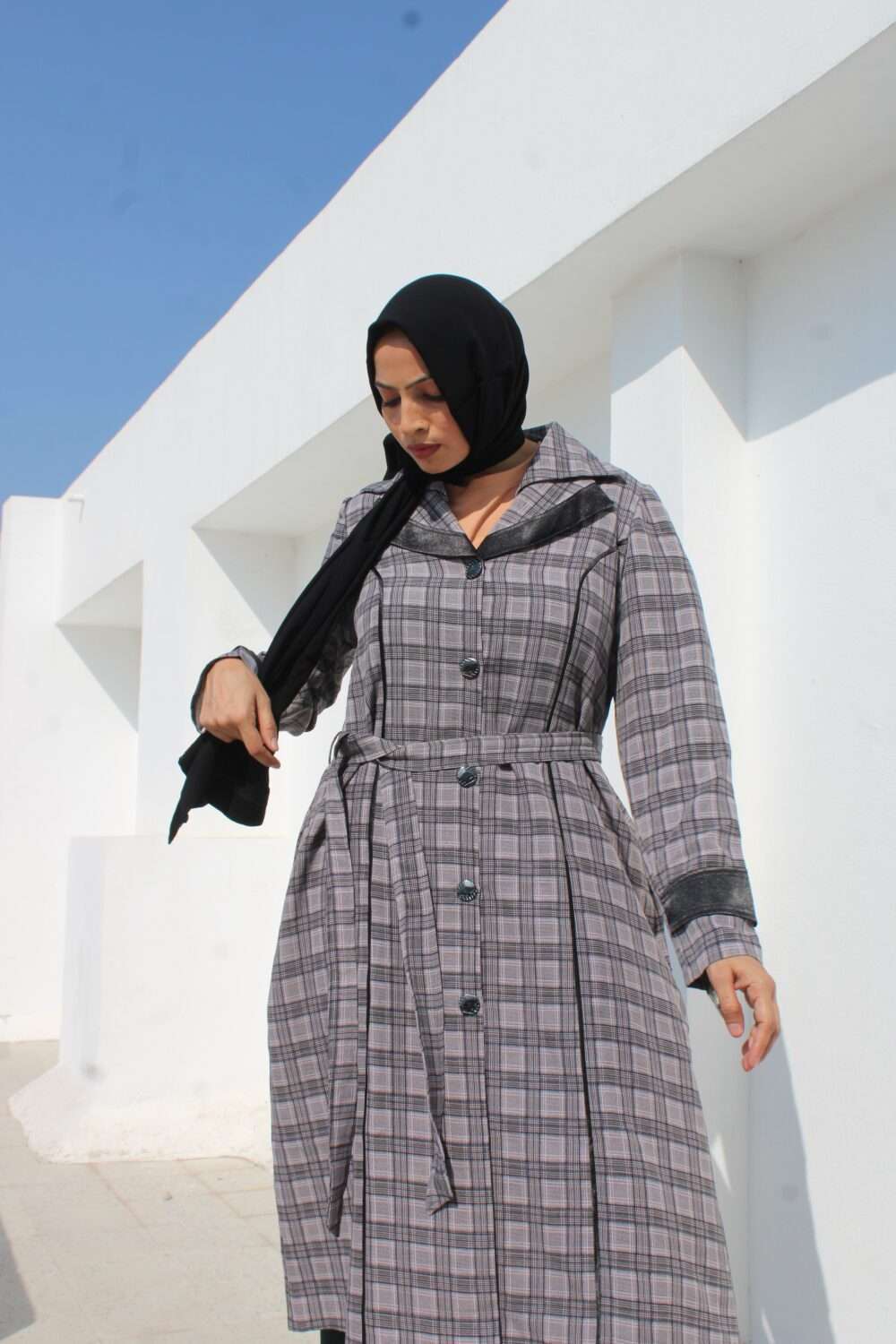 Kissa Irani Coat Checks - Image 2