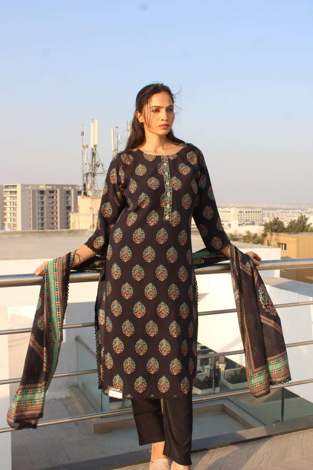 Printed Pakistani Suit - Image 5